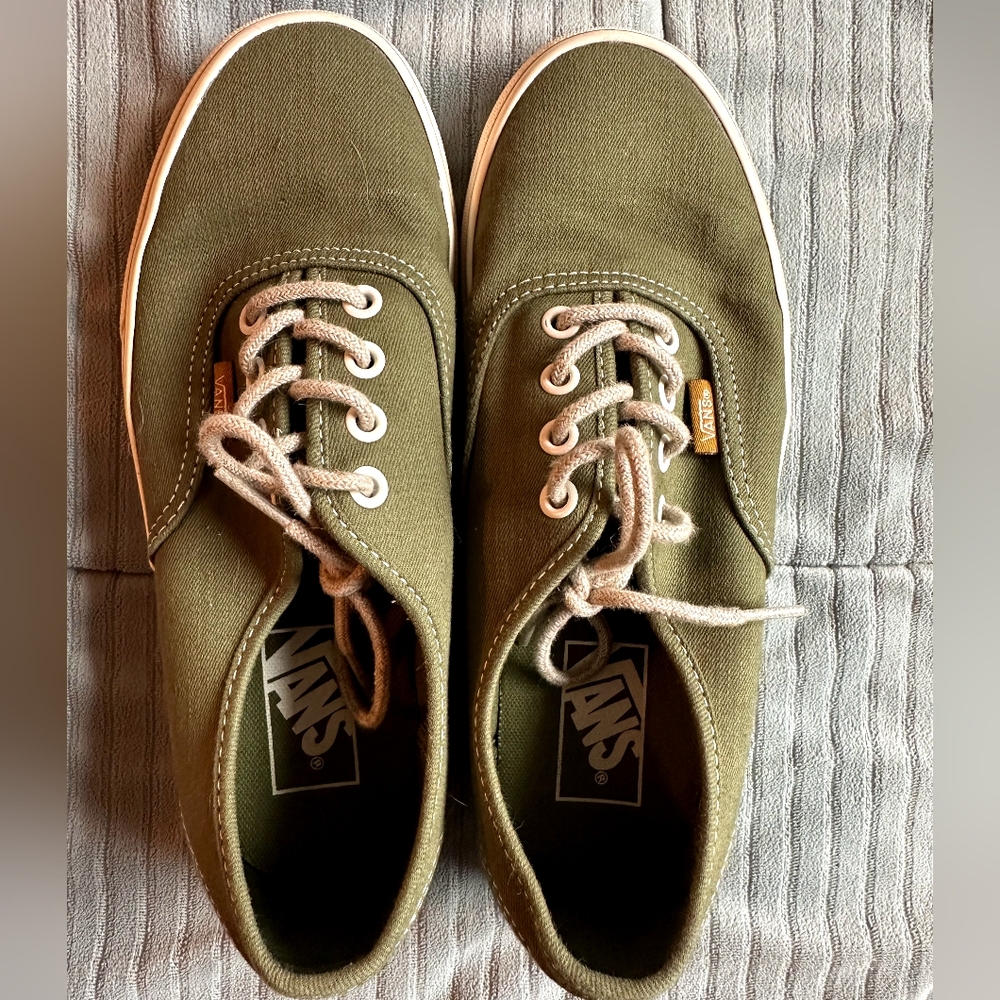 Authentics (Olive Green)